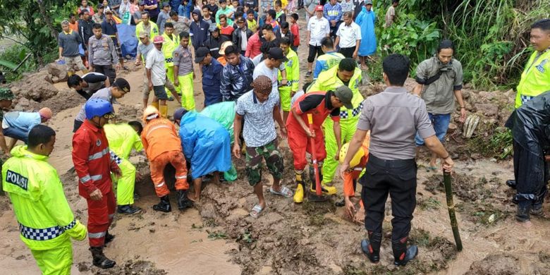 Pelatihan relawan tanggap bencana